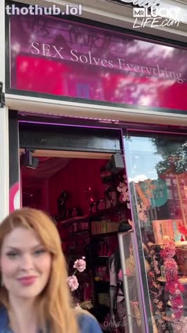 Elly Clutch — OnlyFans Amsterdam with MrLuckyLife 2