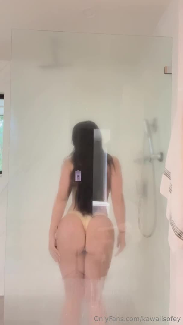 Aishah Sofey Shows Her Plump Ass In The Shower - Seduction - Wet - Shower - Big Ass - Vertical Video - Softcore - Big Sexy Ass - Asian - Asian Softcore - Asian Fetish