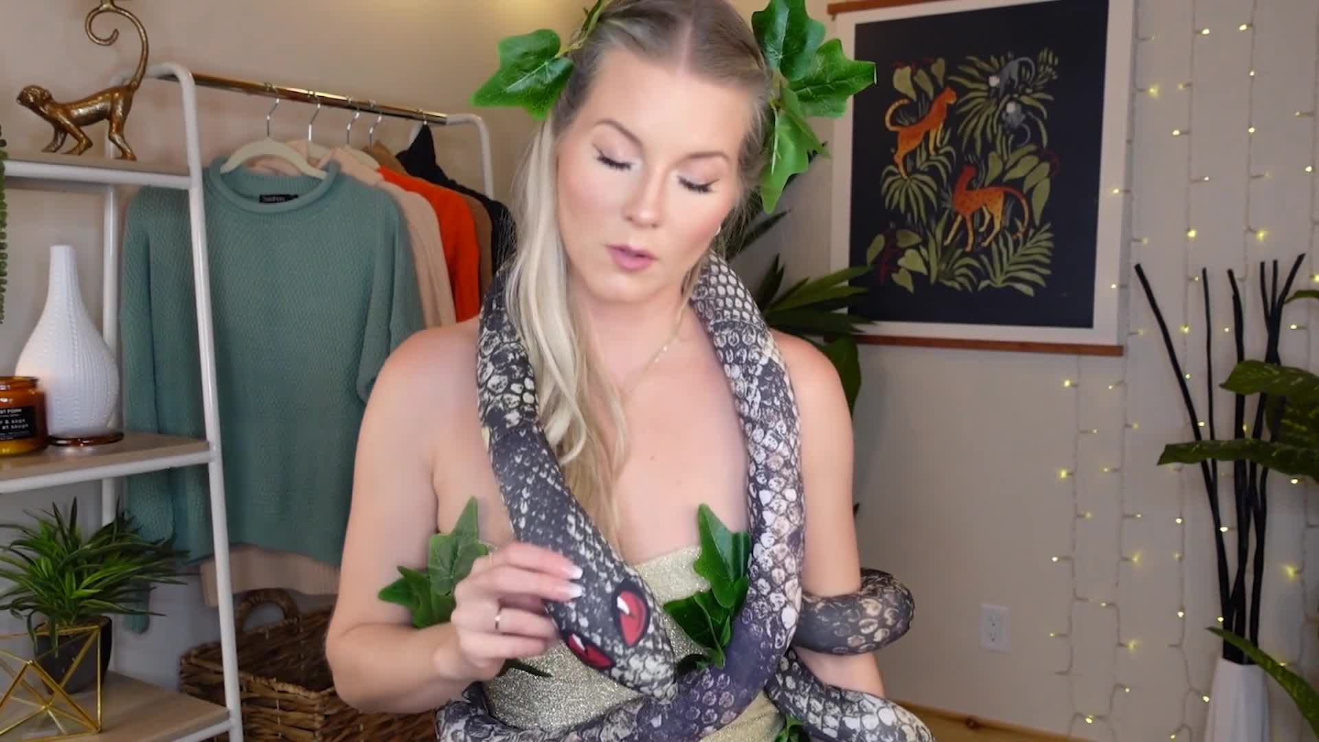 Kat Wonders 20 Days Of Halloween Costumes Day 17
