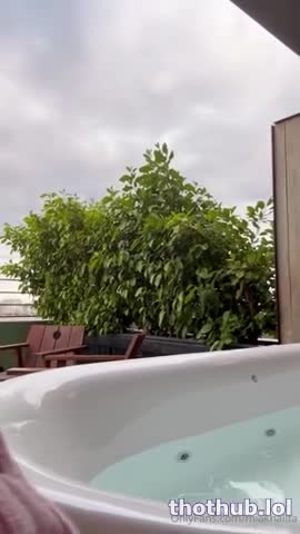 Mia Khalifa 40min Balcony Bathing