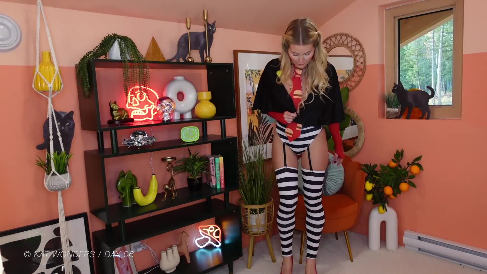 Kat Wonders Halloween Special October 2024 Day 6