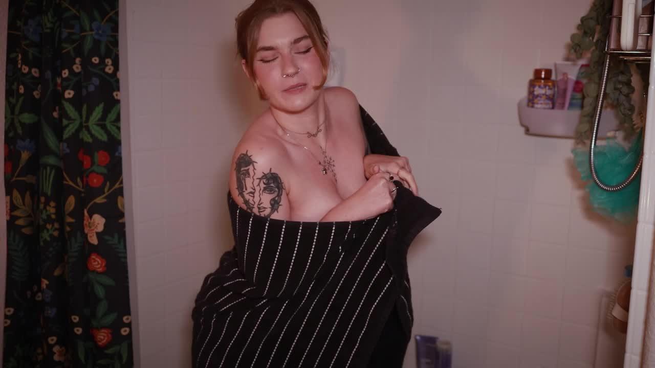 Jaybbgirl - Your Step-Sister Didnt Expect This