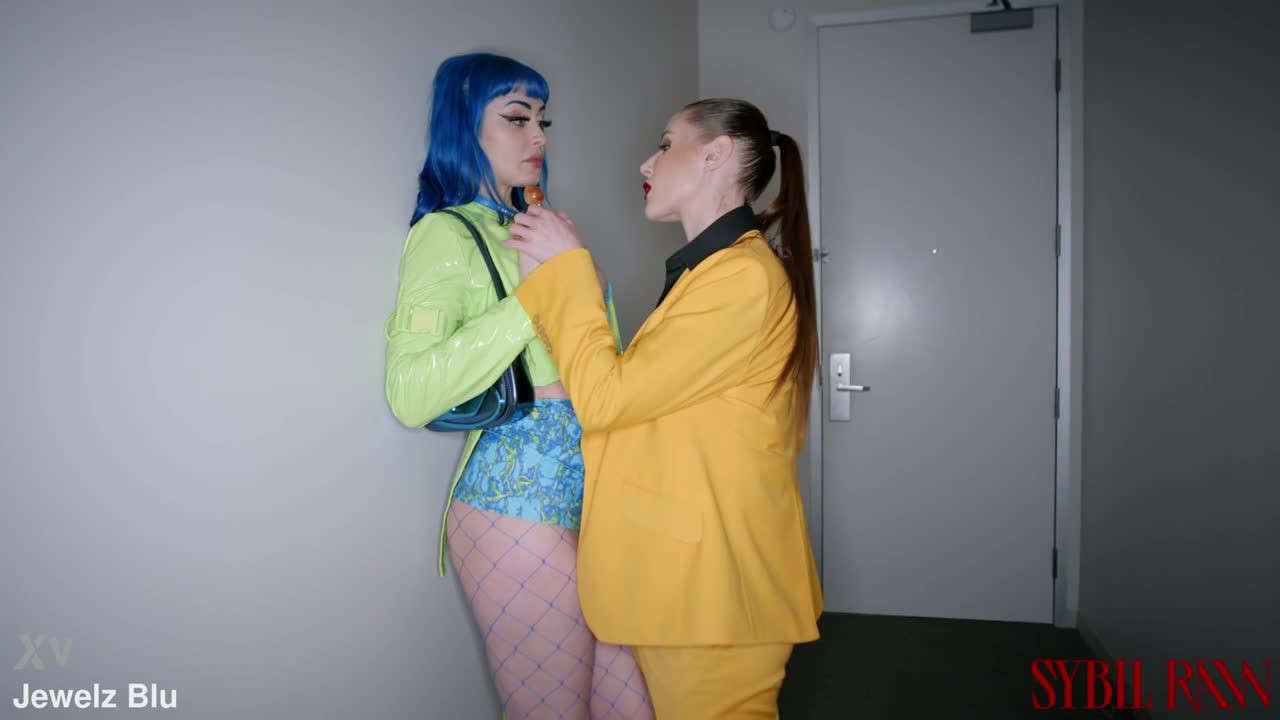 Jewelz Blu & Sybil A - Getting Picked Up