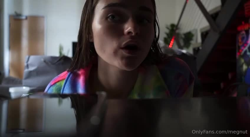 OnlyFans leaked Megan Guthrie / Megnutt02 - 420 BONG & PLAY WITH MY HUGE TITTS on HDthot