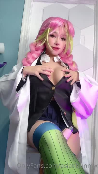 Asian Bunny X - Masturbates While Portraying Mitsuri Kanroji