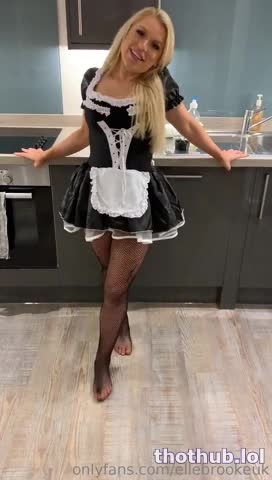 Elle Brooke Gives A Head In Maid Costume
