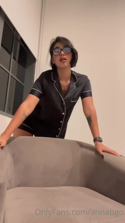 Annabgo - Masturbates Solo in the Living Room