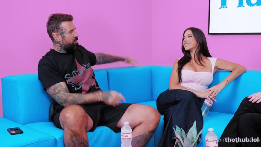 Angie Lynx, Lena The Plug - Threesome From PlugTalk