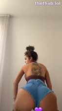 Malu Trevejo OnlyFans leaked Malu Trevejo Jeanshorts on HDthot