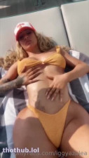 Iggy Azalea OnlyFans leaked Iggy Azalea Slipping Nude Nipple While Teasing Them Onlyfans Leaked Video on HDthot