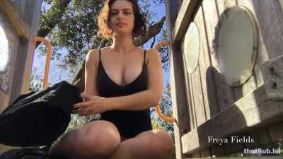 Freya Fields OnlyFans leaked Freya Fields - Public Playground Masturbation on HDthot