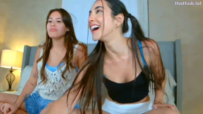 Izzy Green OnlyFans leaked Izzy Green Lesbian Livestream on HDthot