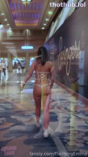 Flashing Emma - fun in public