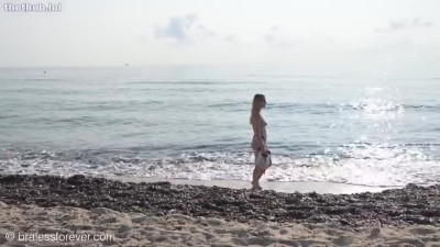 Bitchinbubba OnlyFans leaked Bitchinbubba_Cassandra - Trip to the Beach with Cassandra on HDthot