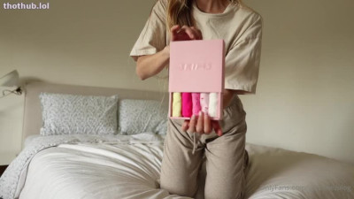 Caroline Zalog OnlyFans leaked Caroline Zalog Pink Skims Try On Haul on HDthot
