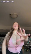 TikTok OnlyFans leaked Emilysmalls Big tits tiktokthot on HDthot