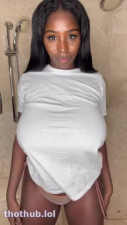 EllieTheEmpress OnlyFans leaked Ellietheempress I don't like wearing a bra on HDthot